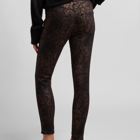 NWT High Rise Skinny Metallic Gold Foil Print Jean (Black/Gold) - EXPRESS - Picture 2 of 11
